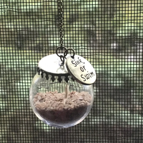 Sink Or Swim Long Necklace with Sand and Starfish - Picture 2 of 2